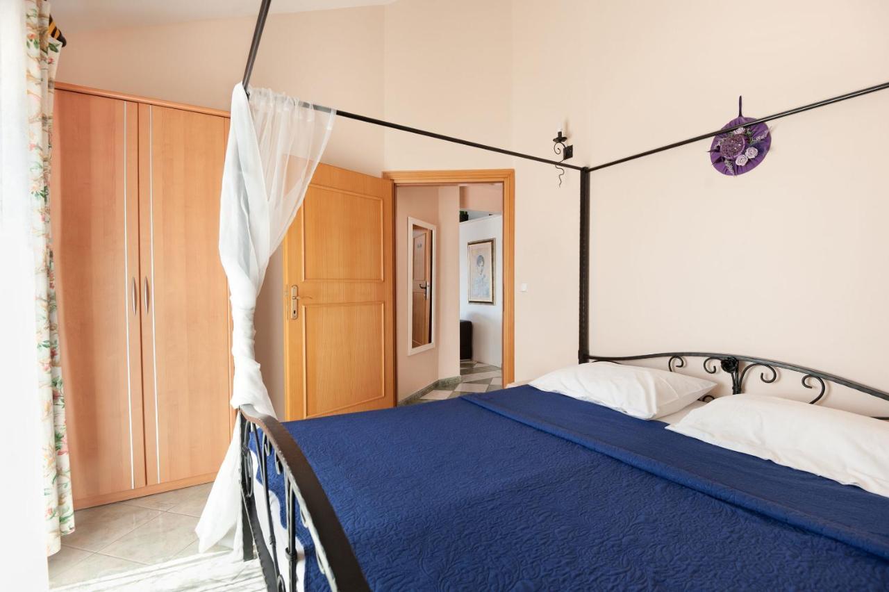 Apartments Gordana Lokva Rogoznica Luaran gambar